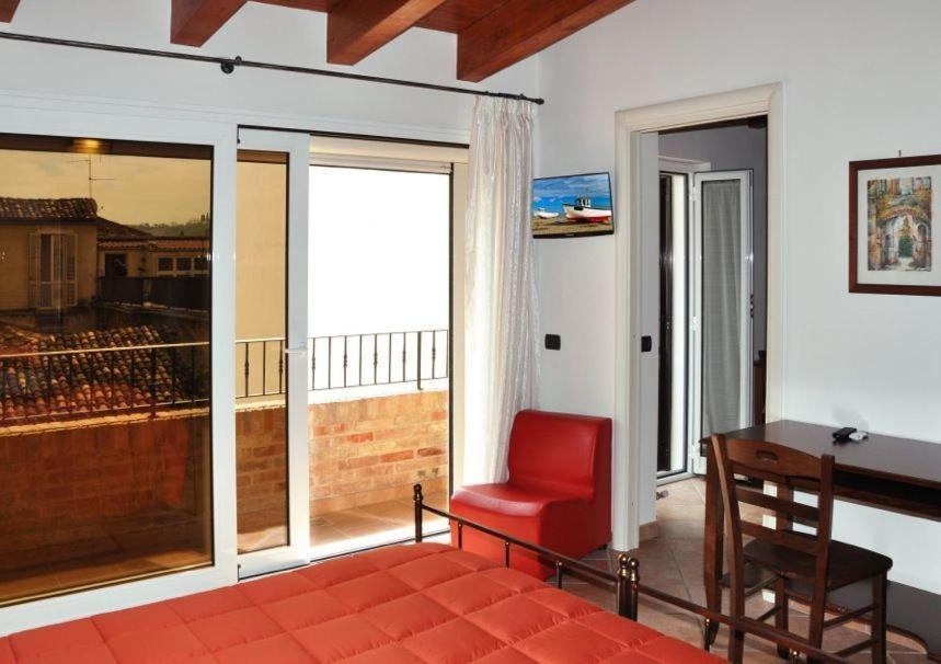Antica Interamnia Bed & Breakfast Teramo Bilik gambar